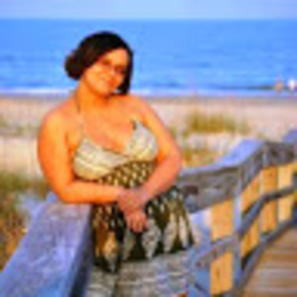 Meet your Posher, Nicola - Picture 1 of 1